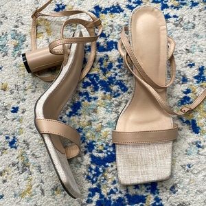 Linen like beige sandal heels